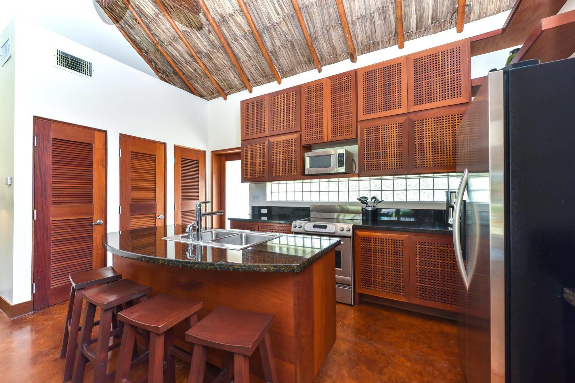 Victoria House Resort & Spa San Pedro  Ngoại thất bức ảnh